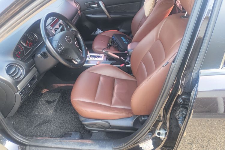 马自达6 2015款 2.0L 自动时尚型中控内饰19