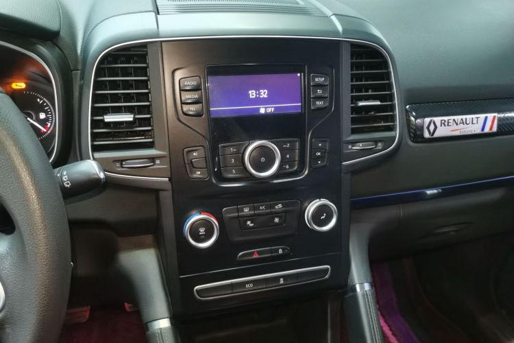 雷诺 科雷傲 2017款 2.0L 两驱舒适版中控内饰16
