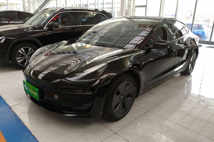 特斯拉 Model 3 2022款 后轮驱动版车身外观1