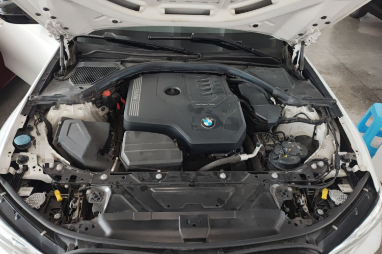 宝马3系 2021款 325Li M运动曜夜套装机舱底盘24