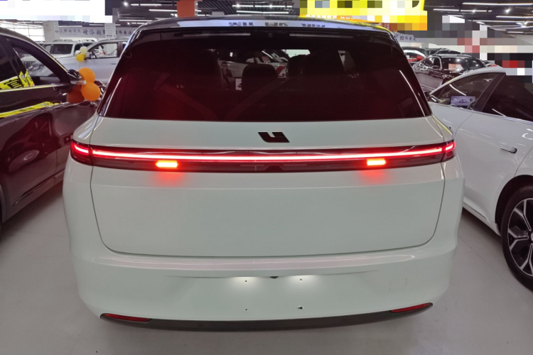 理想汽车 理想L7 2023款 Air车身外观6