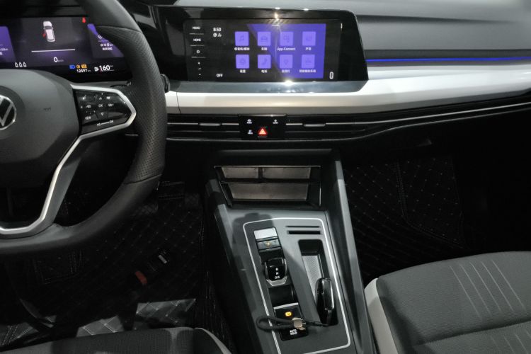 大众 高尔夫 2023款 280TSI DSG Pro 20周年纪念版局部细节16