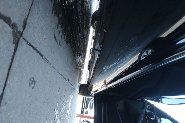 奔驰C级 2018款 C 180 L 时尚型局部细节9001