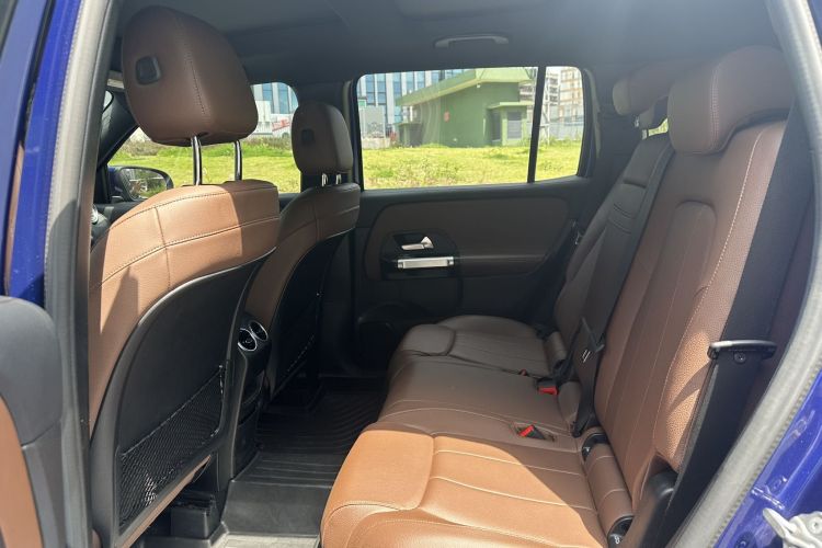 奔驰GLB 2020款 改款 GLB 200 动感型中控内饰21