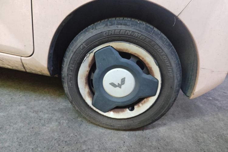 五菱汽车 宏光MINIEV 2021款 马卡龙臻享款 磷酸铁锂车身外观6007