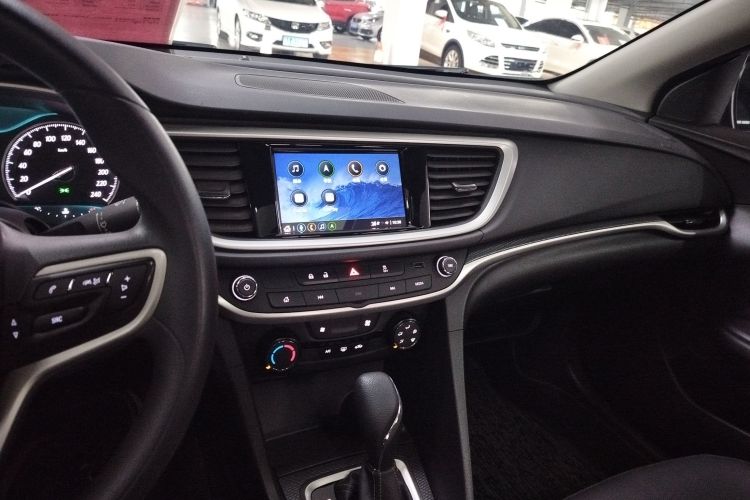 别克 英朗 2021款 改款 典范 1.5L 自动精英型中控内饰16