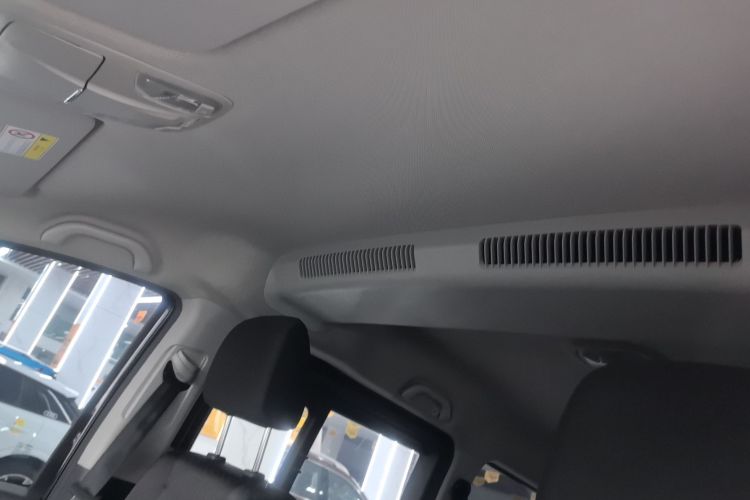 江淮瑞风 瑞风M4 2019款 商旅系列 2.0L 手动商务型 国VI中控内饰22