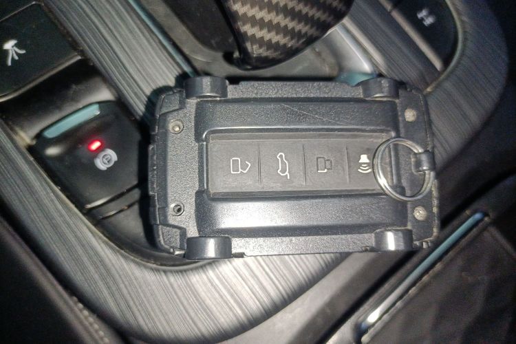 坦克300 2023款 越野版 2.0T 征服者中控内饰7001