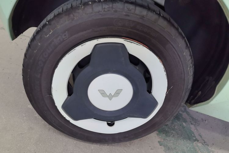 五菱汽车 宏光MINIEV 2022款 自在款 磷酸铁锂车身外观6003