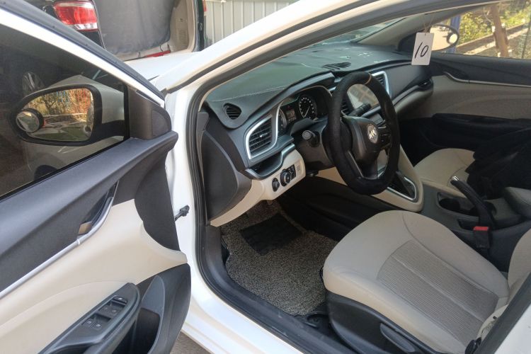 别克 英朗 2019款 15T 双离合进取型 国VI中控内饰20