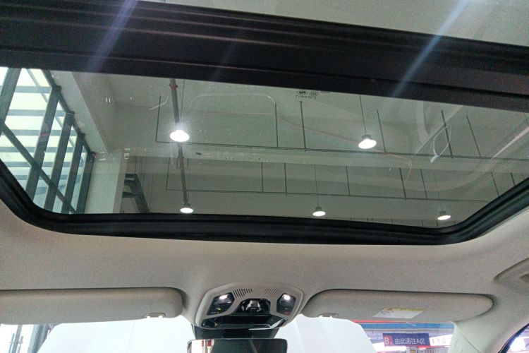 领克06 2020款 1.5T 耀Halo中控内饰22