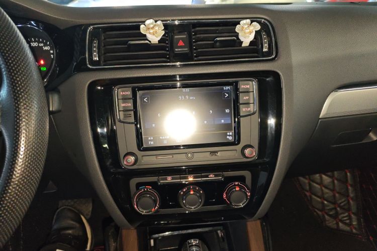 大众 速腾 2018款 1.6L 自动舒适型中控内饰16