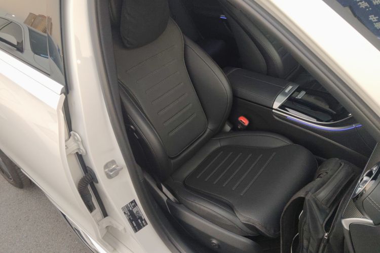 奔驰C级 2025款 C 260 L 运动版局部细节41