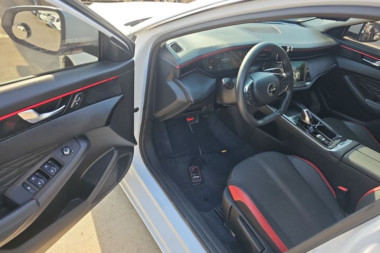 东风风神 奕炫MAX 2023款 1.5T 超能型爸版中控内饰20