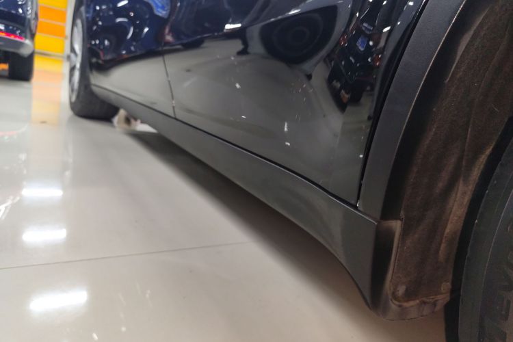 特斯拉 Model Y 2021款 标准续航后驱版局部细节9002