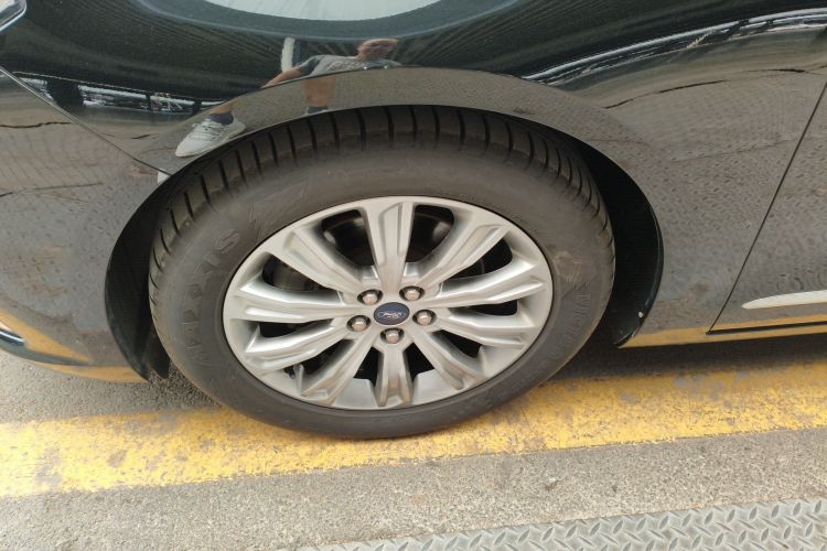 福特 金牛座 2019款 EcoBoost 245 悦享版车身外观6007