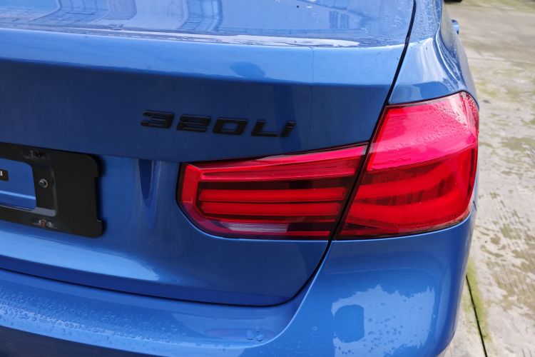 宝马3系 2018款 320Li 领先型M运动套装车身外观9