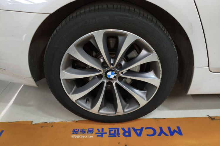 宝马5系 2017款 525Li 领先型车身外观6008