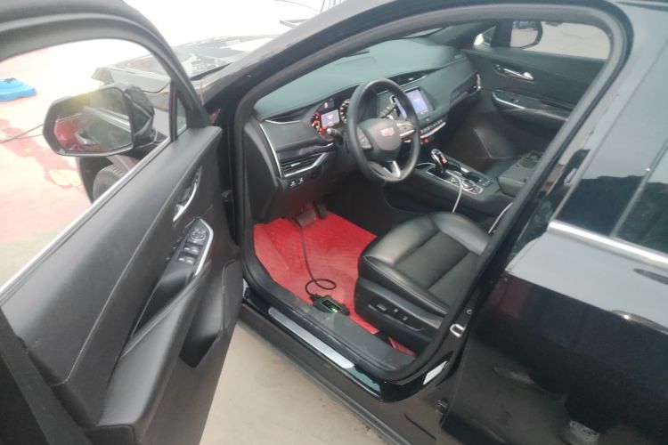 凯迪拉克XT4 2020款 改款 28T 两驱技术型中控内饰20