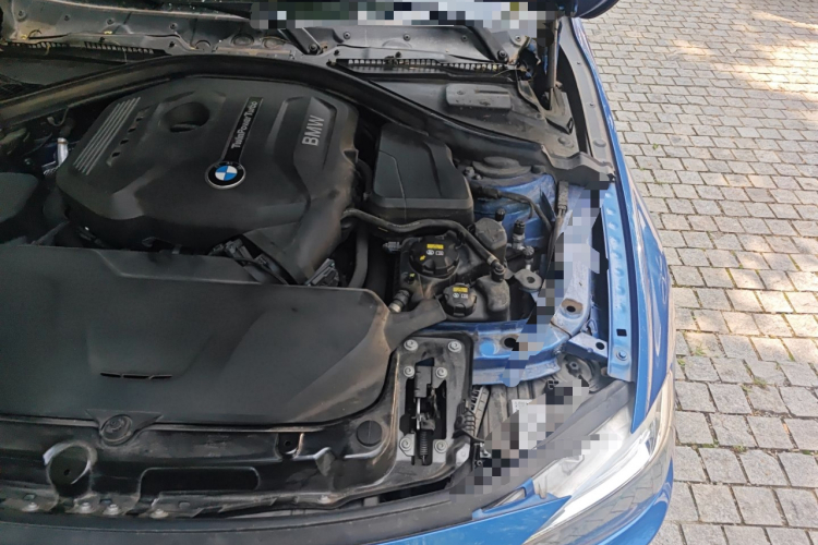 宝马3系 2018款 320Li M运动曜夜版局部细节9007