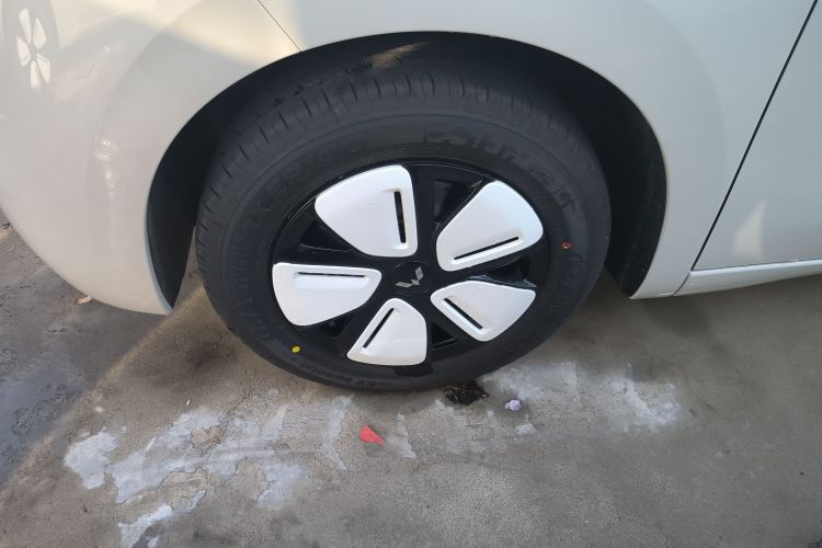 五菱汽车 宏光MINIEV 2025款 四门版 进阶款车身外观6007