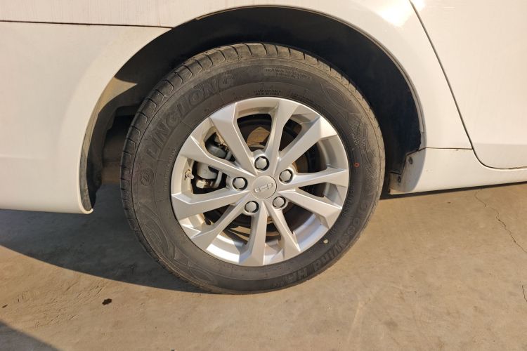 吉利汽车 帝豪 2021款 UP 1.5L 手动舒适型车身外观6008