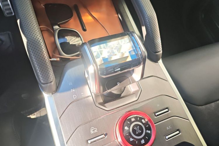 捷途旅行者 2023款 2.0T 四驱征服PRO中控内饰18