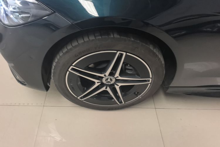 奔驰C级 2025款 改款 C 260 L 皓夜运动版车身外观6007