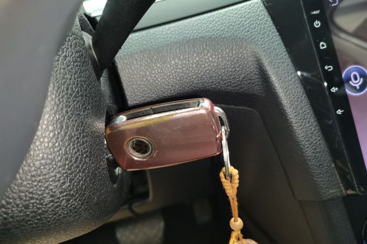 大众 2019款 宝来·传奇 1.5L 自动时尚型 国V中控内饰11