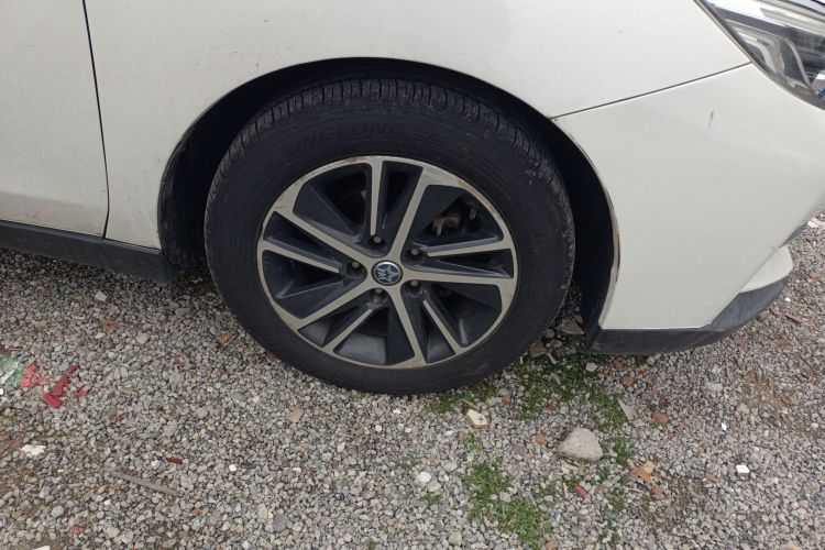 启辰D60 2018款 1.6L 手动智联精英版车身外观10