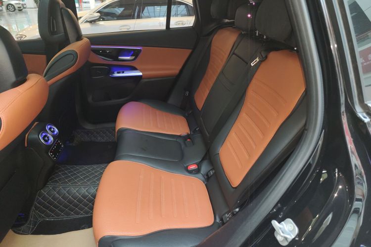 奔驰GLC 2023款 GLC 300 L 4MATIC 动感型 5座中控内饰21