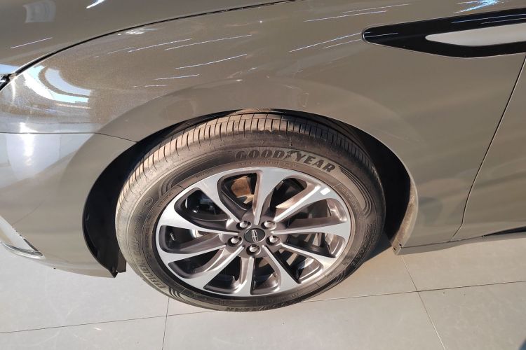 林肯Z 2022款 i享 尊尚版车身外观6006