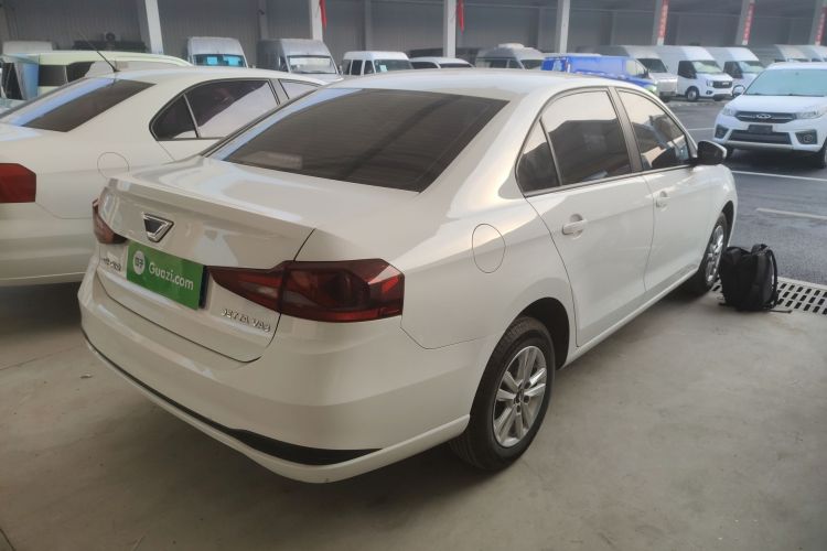 捷达VA3 2021款 1.5L 手动进取版车身外观7