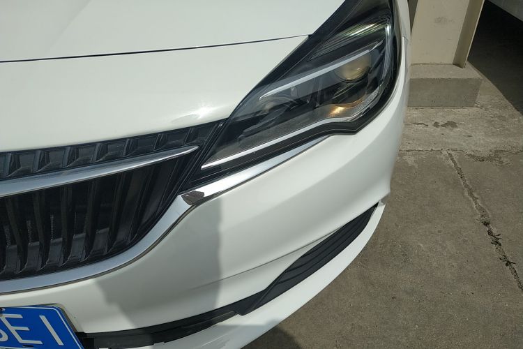 别克 威朗 2019款 两厢 15S 自动进取型局部细节36