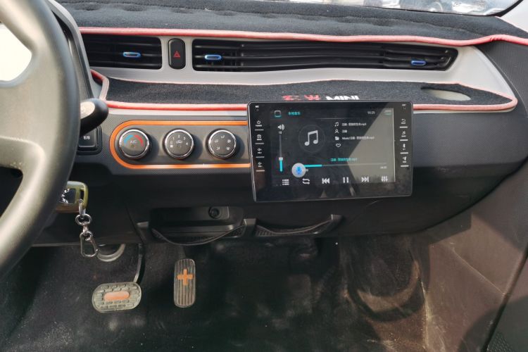 五菱汽车 宏光MINIEV 2021款 马卡龙时尚款 三元锂中控内饰16