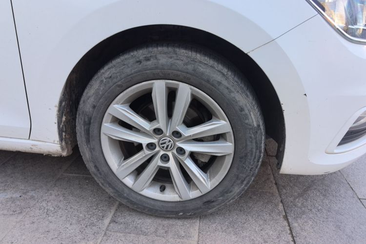 大众 桑塔纳 2016款 1.6L 自动舒适版车身外观10