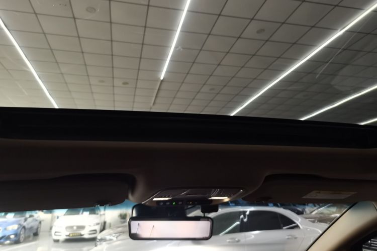 别克GL8 2020款 ES陆尊 653T 尊享型中控内饰22