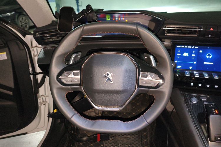 标致508 2022款 508L 400THP PureTech 驾控版局部细节13