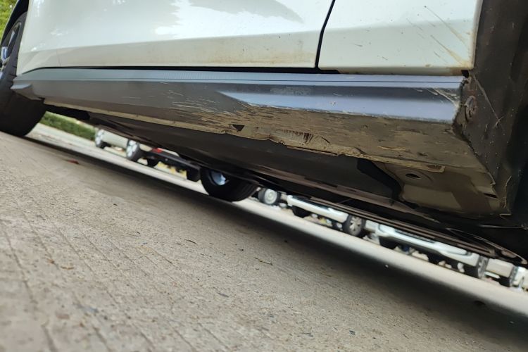 长安UNI-V 2023款 1.5T 尊贵型局部细节9001