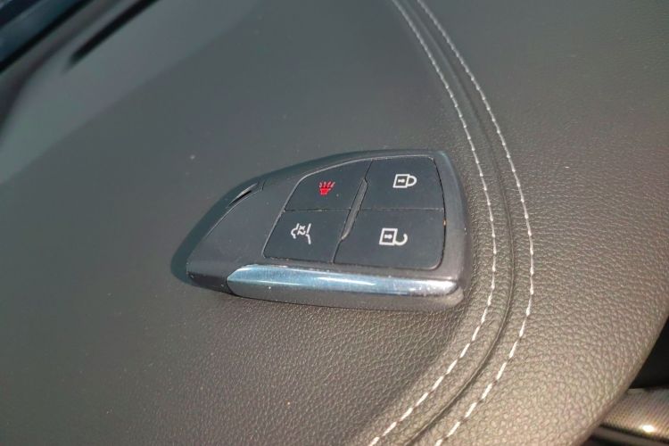 别克 2022款 昂科威Plus 652T 五座豪华型中控内饰11