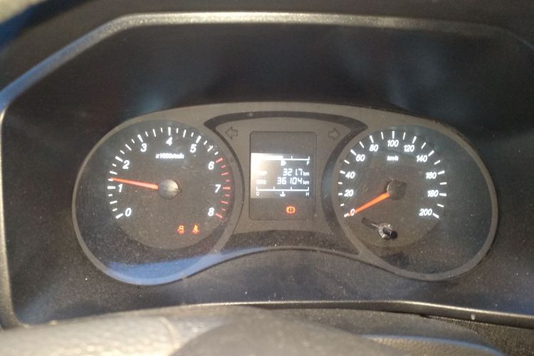 五菱汽车 五菱征程 2022款 2.0L 手动创业型中控内饰14