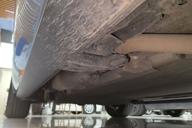 理想汽车 理想ONE 2021款 增程6座版局部细节9001