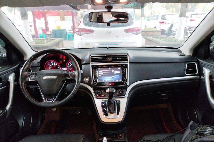 哈弗H6 2017款 蓝标 运动版 1.5T 自动两驱豪华型中控内饰7002