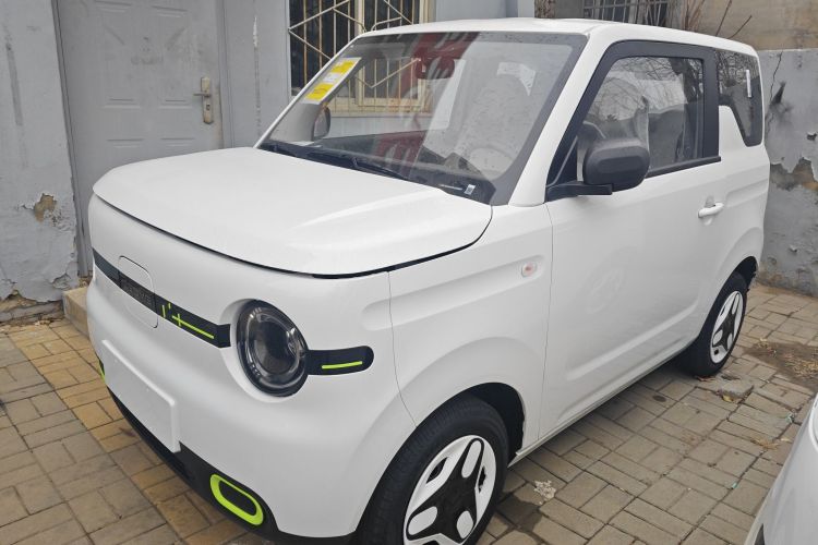 吉利银河 熊猫 2025款 210km 元气熊车身外观4