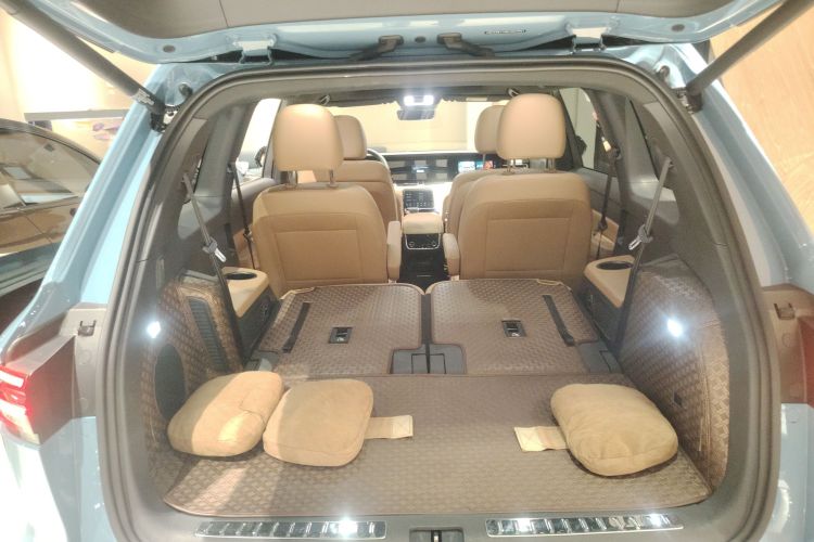 理想汽车 理想ONE 2021款 增程6座版局部细节23