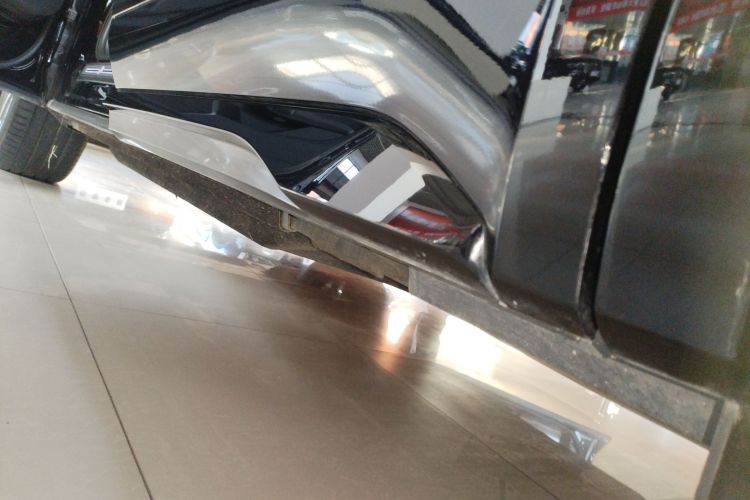 奥迪Q5L 2024款 40 TFSI 豪华动感型局部细节9002