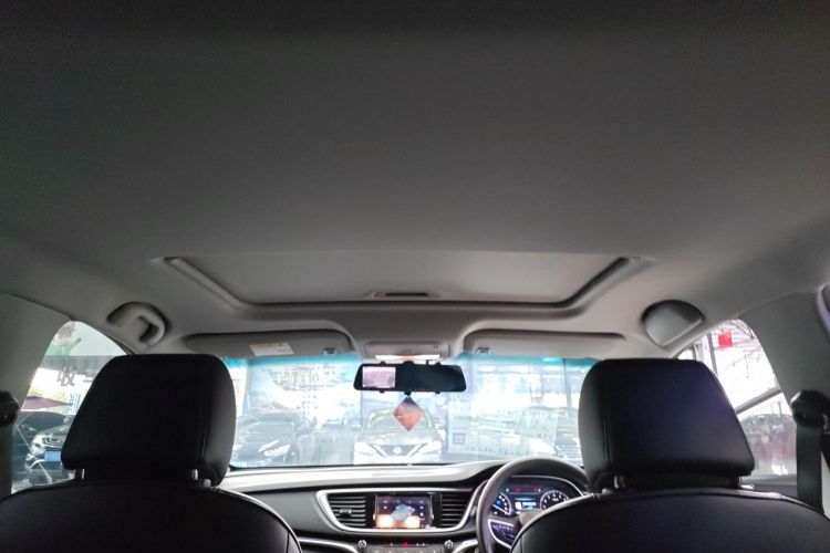 别克 英朗 2021款 改款 典范 1.5L 自动精英型局部细节22