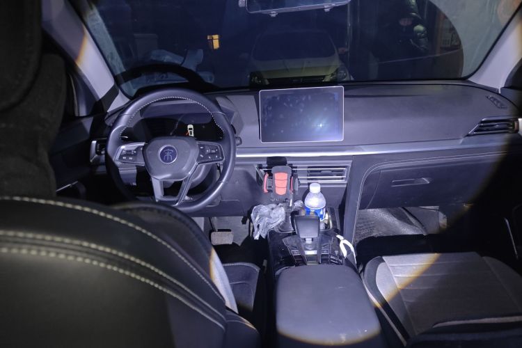 比亚迪 宋Pro 2019款 1.5T 自动精英型中控内饰12