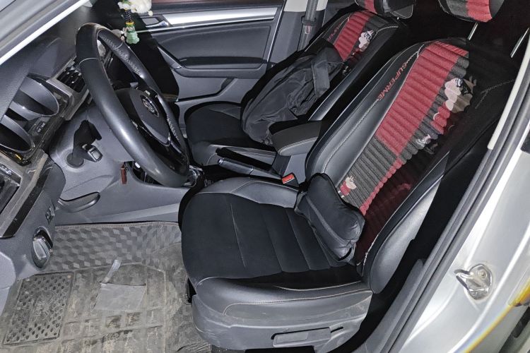 大众 宝来 2018款 1.5L 手动舒适型中控内饰19