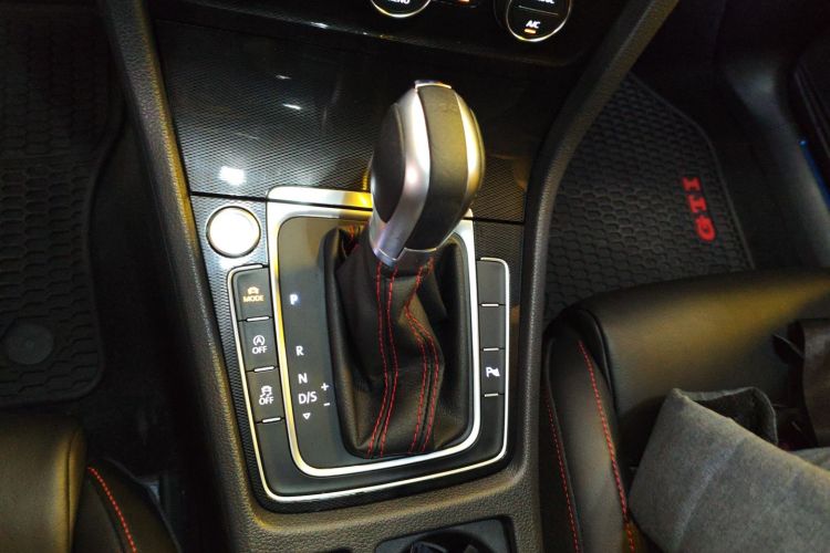 大众 高尔夫GTI 2016款 2.0TSI GTI中控内饰18